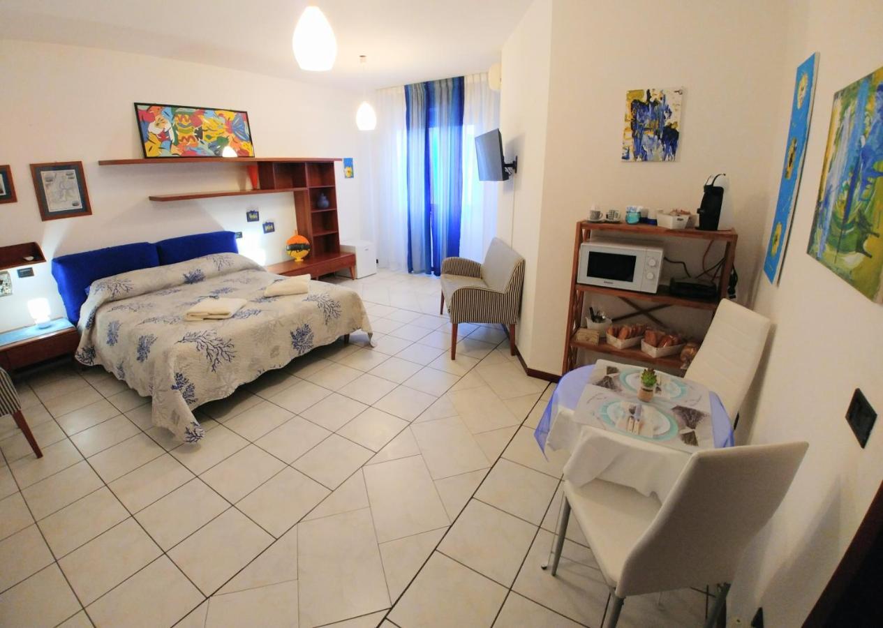 1 2 3 Stella Bed & Breakfast Alghero Dış mekan fotoğraf